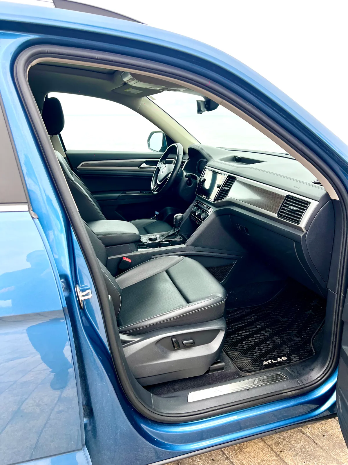 Volkswagen Atlas 2020 — car rental in Georgia, Cartome