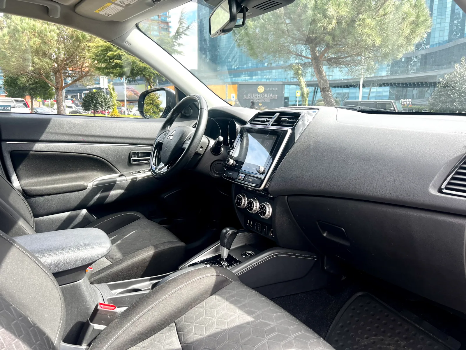 Mitsubishi Outlander Sport 2020 — car rental in Georgia, Cartome
