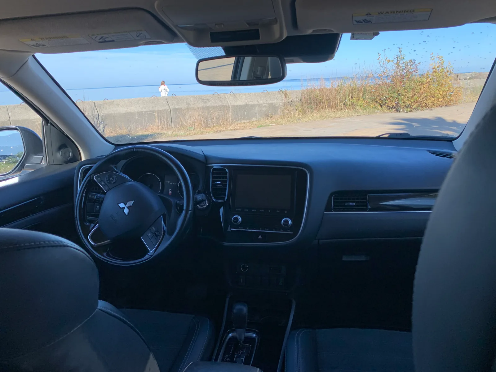Mistubishi Outlander 2021 — car rental in Georgia, Cartome