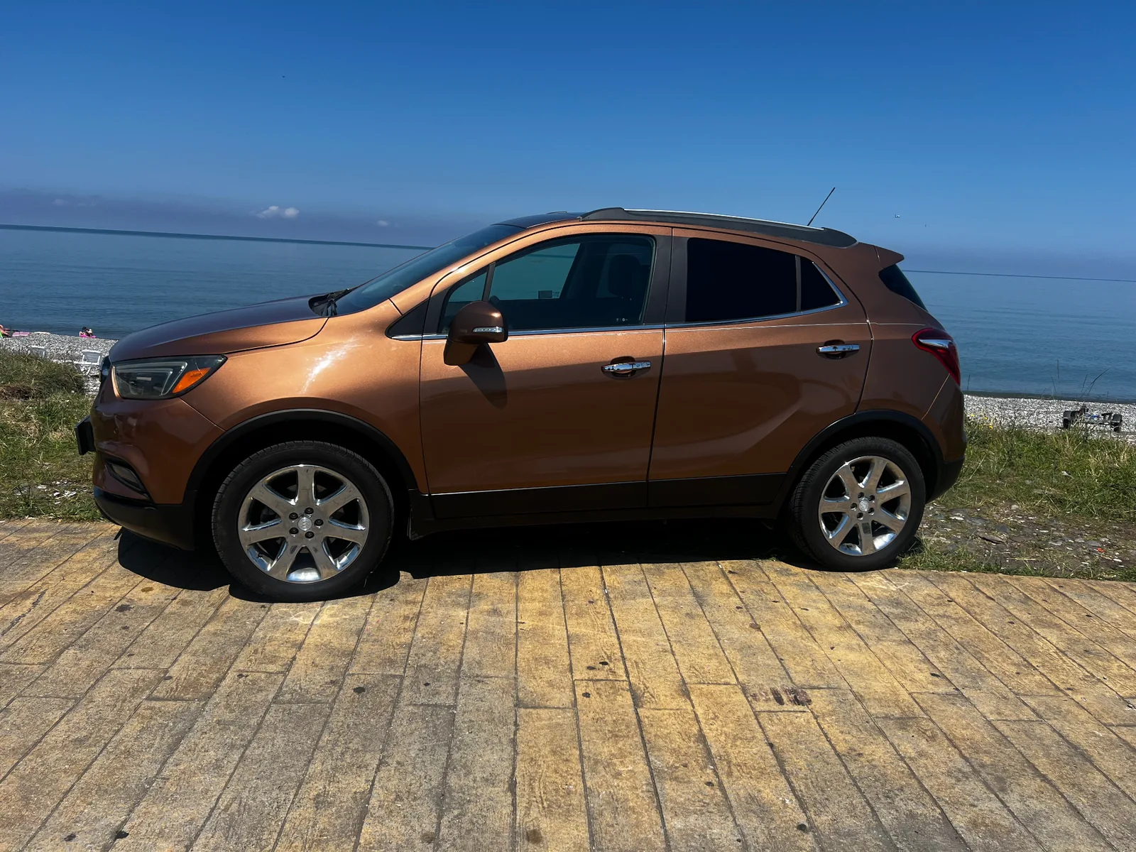 Buick Encore 2016 — car rental in Georgia, Cartome