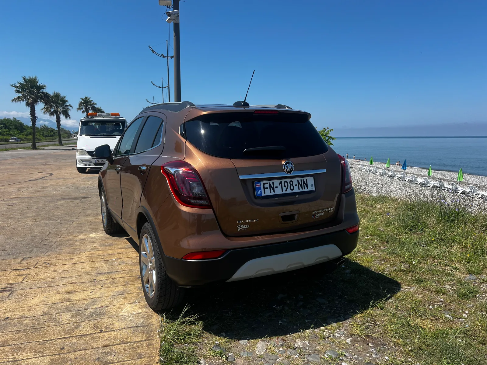 Buick Encore 2016 — car rental in Georgia, Cartome