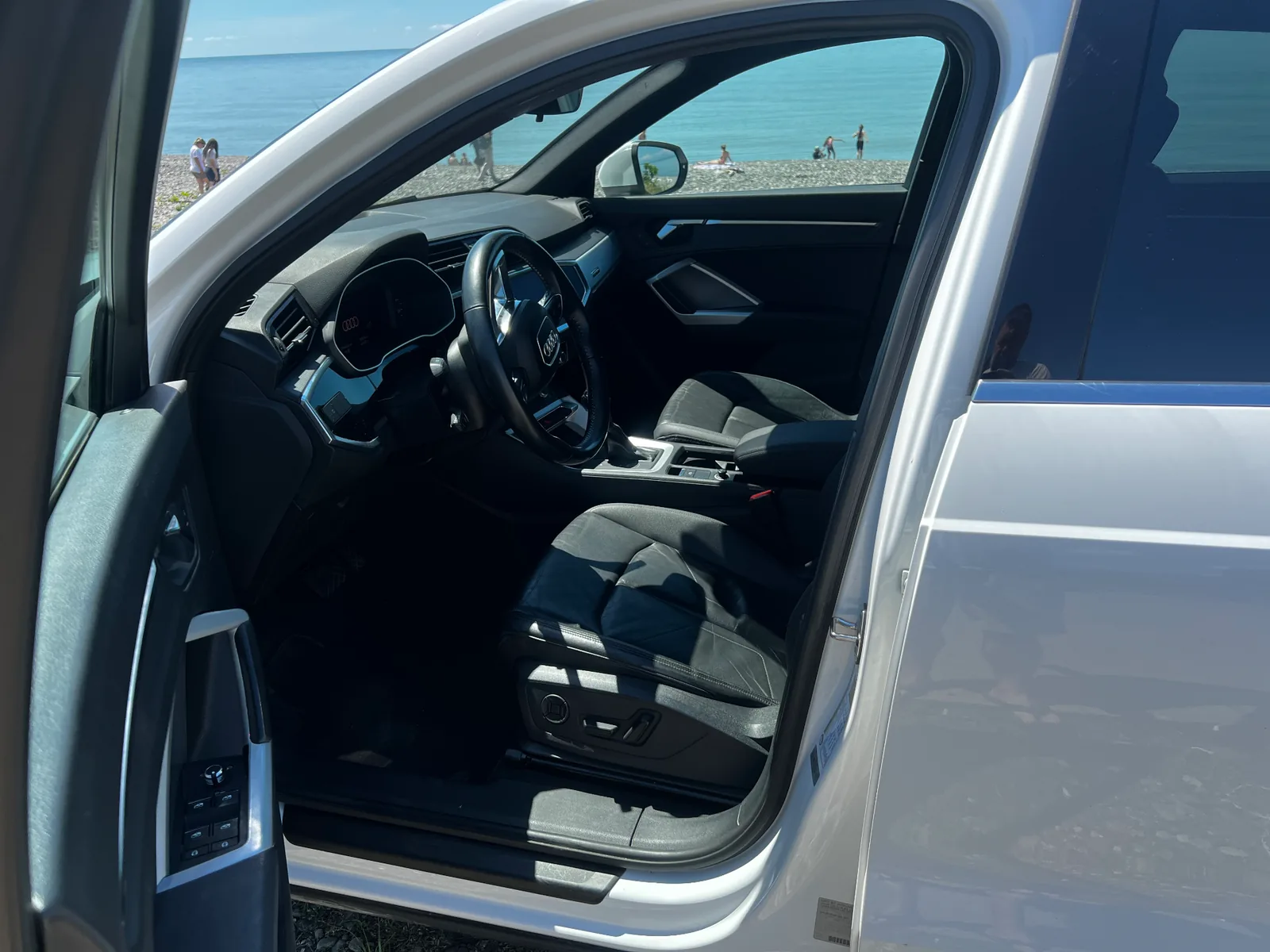 Audi Q3 — аренда авто в Грузии, Cartome