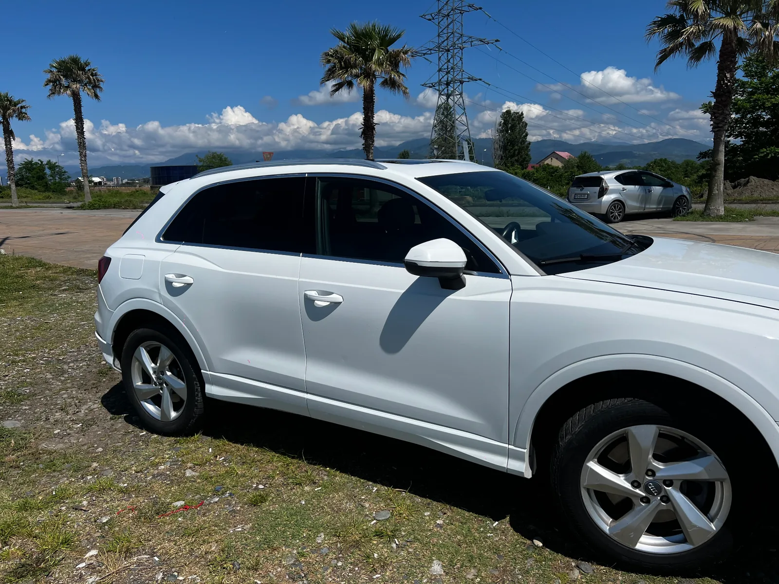 Audi Q3 — аренда авто в Грузии, Cartome