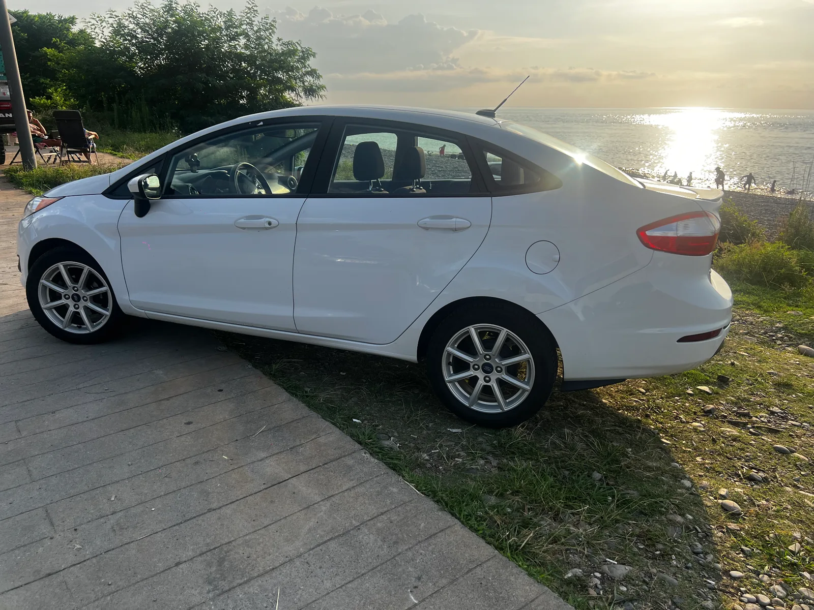 Ford Fiesta 2019 — аренда авто в Грузии, Cartome